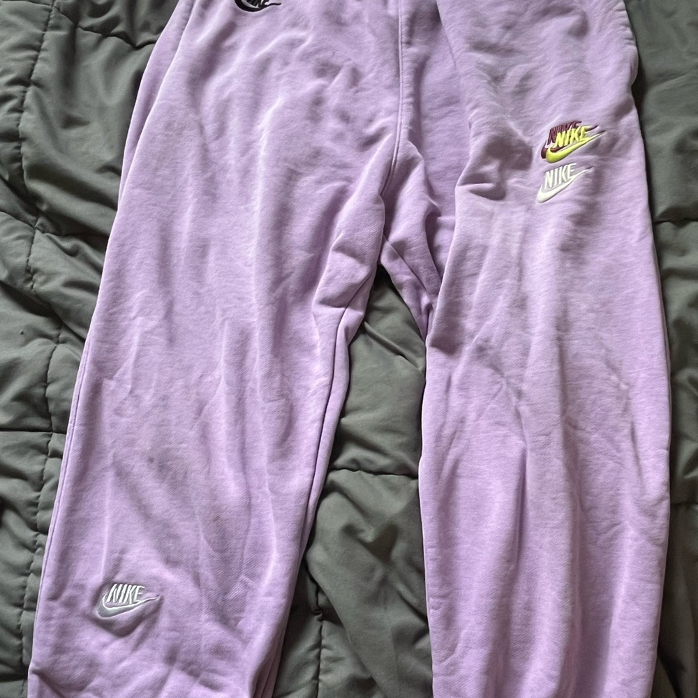 Nike Women's Light Purple Joggers